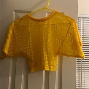Yellow crop top jersey shirt